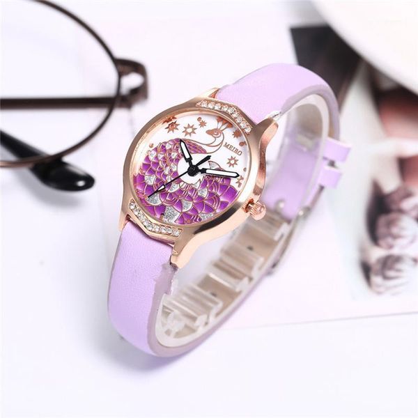 wristwatches peacock exquisite woman watches charm leather strap quartz clock female elegant, Slivery;brown
wristwatches peacock exquisite woman watches charm leather strap quartz clock female elegant, Slivery;brown