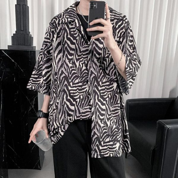 summer short-sleeved shirts men fashion retro casual streetwear korean loose striped mens dress -4xl men's, White;black
summer short-sleeved shirts men fashion retro casual streetwear korean loose striped mens dress -4xl men's, White;black