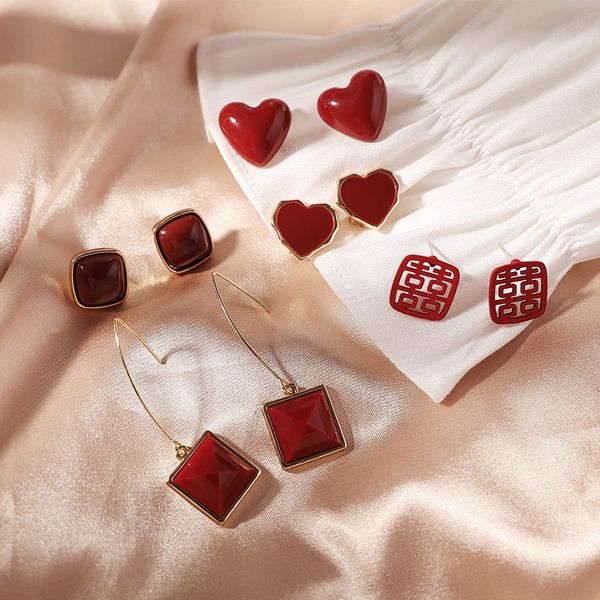 temperament acrylic earrings s925 silver needle simple and versatile female red new year, Golden
temperament acrylic earrings s925 silver needle simple and versatile female red new year, Golden