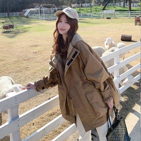 women's trench coats hooded windbreaker loose coat 2021 style fried street fashion atmosphere korean work casual jacket windproof, Tan;black
women's trench coats hooded windbreaker loose coat 2021 style fried street fashion atmosphere korean work casual jacket windproof, Tan;black