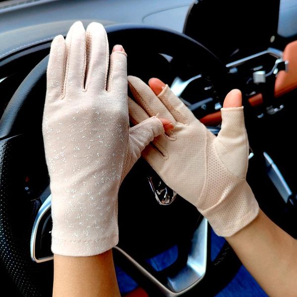 five fingers gloves 2021 summer ladies outdoor driving non-slip riding uv half-finger sunscreen fingerless cotton, Blue;gray
five fingers gloves 2021 summer ladies outdoor driving non-slip riding uv half-finger sunscreen fingerless cotton, Blue;gray