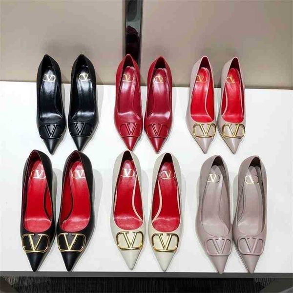 pointed v-shaped metal button single shoes 2021 spring new versatile shallow high heels women's leather professional women's shoes, Black
pointed v-shaped metal button single shoes 2021 spring new versatile shallow high heels women's leather professional women's shoes, Black