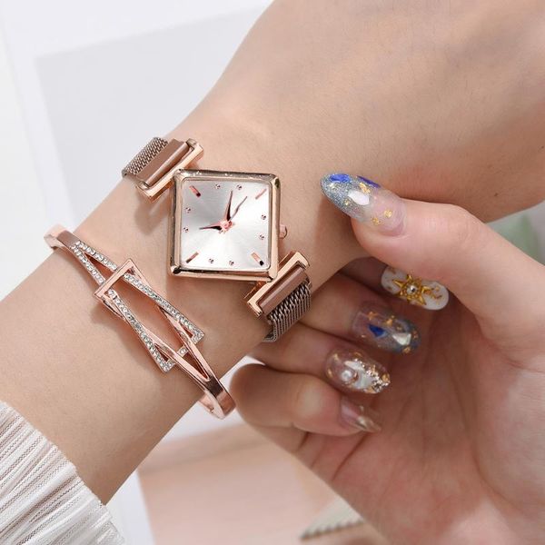 wristwatches women square watch luxury ladies quartz magnet buckle gradient color watches relogio feminino jewelry gift clock, Slivery;brown
wristwatches women square watch luxury ladies quartz magnet buckle gradient color watches relogio feminino jewelry gift clock, Slivery;brown