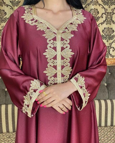 ethnic clothing eid mubarak muslim fashion abaya women dress dubai caftan turkey islamic golden embroidery lace tassel belt set, Red
ethnic clothing eid mubarak muslim fashion abaya women dress dubai caftan turkey islamic golden embroidery lace tassel belt set, Red