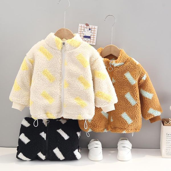 jackets children's winter thick coat plus velvet high collar one-piece jacket zipper sweater lamb 1-5 years old, Blue;gray
jackets children's winter thick coat plus velvet high collar one-piece jacket zipper sweater lamb 1-5 years old, Blue;gray