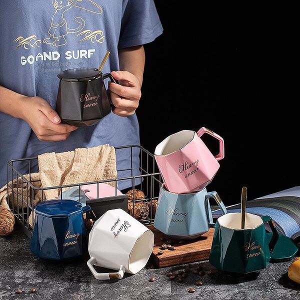 mugs ceramic mug with gold spoon coffee cup lid milk porcelain travel large capacity drinkware teaware nice gifts
mugs ceramic mug with gold spoon coffee cup lid milk porcelain travel large capacity drinkware teaware nice gifts