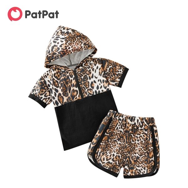 summer 2-piece baby / toddler leopard print hooded and shorts set 210528, White 
summer 2-piece baby / toddler leopard print hooded and shorts set 210528, White