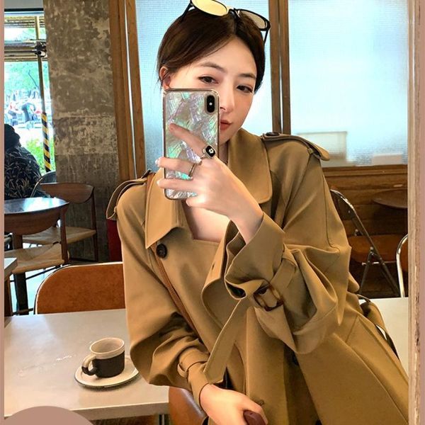 women's trench coats 2021 fall /autum meidum long coat with belt loose oversized female windbreaker 021., Tan;black
women's trench coats 2021 fall /autum meidum long coat with belt loose oversized female windbreaker 021., Tan;black