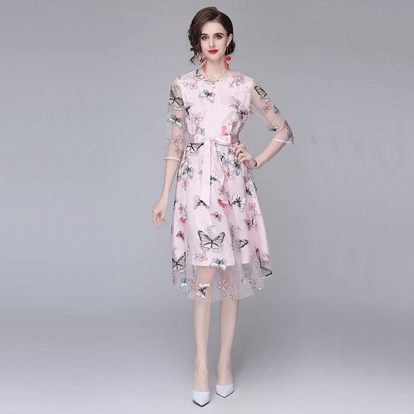 party dresses 2021 summer women's dress french retro round neck embroidered lace bow gauze waist female x574, White;black
party dresses 2021 summer women's dress french retro round neck embroidered lace bow gauze waist female x574, White;black