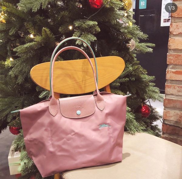 2022 fashion women designer handbag shoulder bag luxury tote purse wallet crossbody bags backpack small mini chain purses for christmas gift
2022 fashion women designer handbag shoulder bag luxury tote purse wallet crossbody bags backpack small mini chain purses for christmas gift