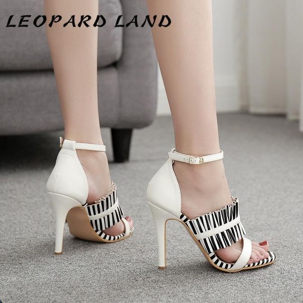 sandals leopard land 2021 summer striped bag with women's shoes stiletto buckle party high-heeled zl, Black
sandals leopard land 2021 summer striped bag with women's shoes stiletto buckle party high-heeled zl, Black
