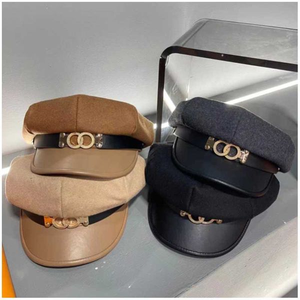 stingy brim hats 2021 winter fashion wool women's octagonal hat leather buckle retro flat female beret wild, Blue;gray
stingy brim hats 2021 winter fashion wool women's octagonal hat leather buckle retro flat female beret wild, Blue;gray