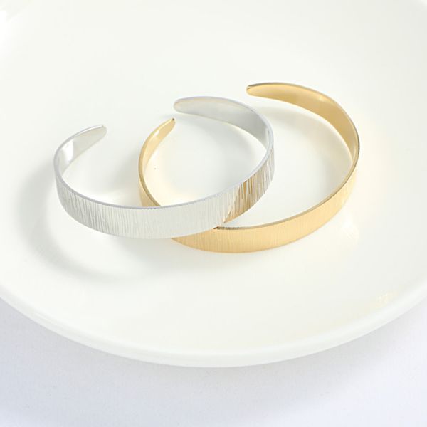 bangle women's open bracelet cold wind simple fashion concave pattern c stainless steel couple, Black
bangle women's open bracelet cold wind simple fashion concave pattern c stainless steel couple, Black