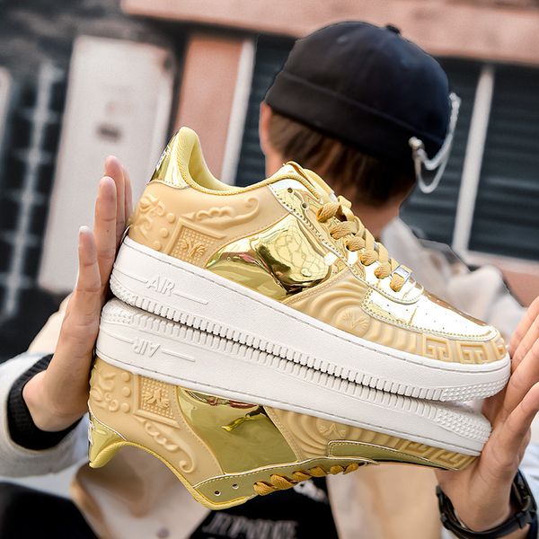 fashion gold mirror sculpture sneakers men mesh breathable damping air training shoes male platform low sneakers man zapatillas
fashion gold mirror sculpture sneakers men mesh breathable damping air training shoes male platform low sneakers man zapatillas