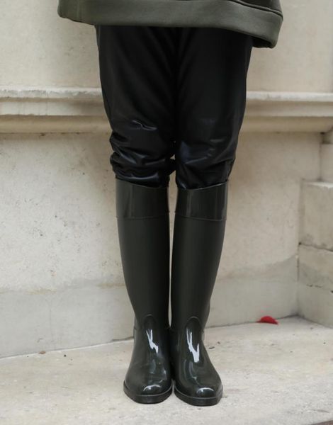 boots water proof rain women's pure color %100 outdoor rubber shoes female 36-41 plus size comfort design luxury, Black
boots water proof rain women's pure color %100 outdoor rubber shoes female 36-41 plus size comfort design luxury, Black