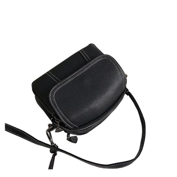 evening bags summer women's bag fashion simple with cover t version of messenger pu material is small and easy to carry shoulder
evening bags summer women's bag fashion simple with cover t version of messenger pu material is small and easy to carry shoulder