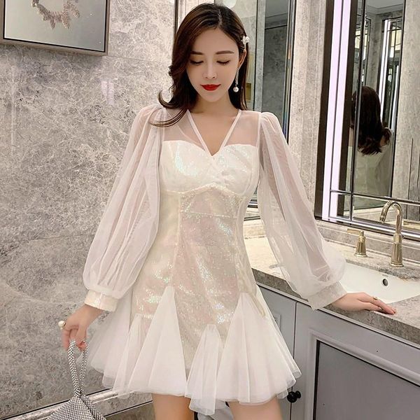 casual dresses korea fashion 2021 women summer mesh lantern long sleeve color gradient spliced sequined ruffles holiday mini white dress, Black;gray
casual dresses korea fashion 2021 women summer mesh lantern long sleeve color gradient spliced sequined ruffles holiday mini white dress, Black;gray