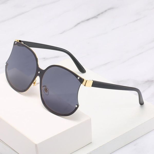 sunglasses oimg fashion ladies one piece personality irregular design trend vintage catwalk, White;black
sunglasses oimg fashion ladies one piece personality irregular design trend vintage catwalk, White;black