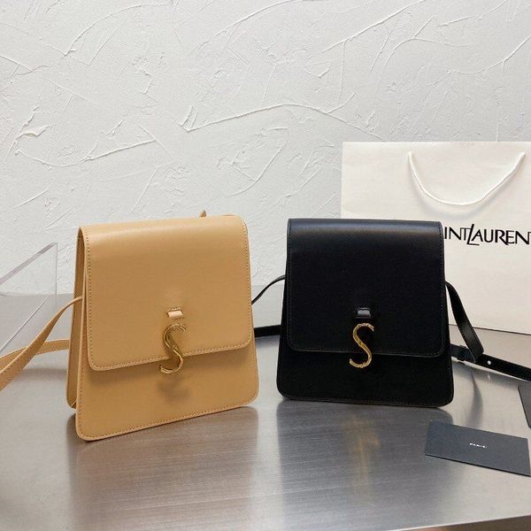 designers shoulder bags 2021 a+++++ quality handbag leather mobile phone designer messenger handbags for women fashion camera bag
designers shoulder bags 2021 a+++++ quality handbag leather mobile phone designer messenger handbags for women fashion camera bag