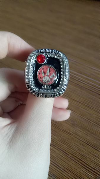 red stone dinosaur fantasy basketball chapionship rings with player names and numbers engraving, Golden;silver
red stone dinosaur fantasy basketball chapionship rings with player names and numbers engraving, Golden;silver