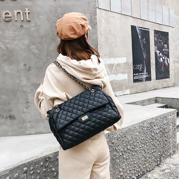evening bags rhombic chain bag women's trendy fashion brand shoulder texture all-match messenger small square
evening bags rhombic chain bag women's trendy fashion brand shoulder texture all-match messenger small square