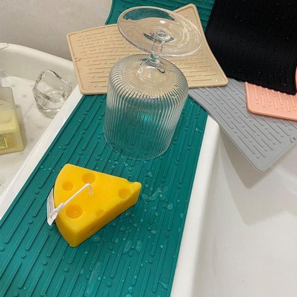 mats & pads reliable draining pad lightweight silicone placemat portable easy to clean heat insulation kitchen dish drying mat
mats & pads reliable draining pad lightweight silicone placemat portable easy to clean heat insulation kitchen dish drying mat