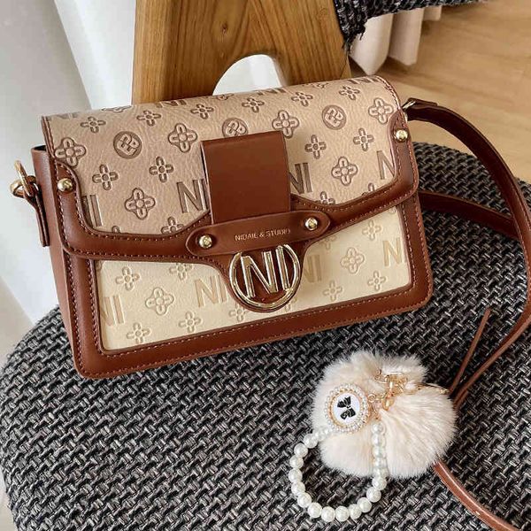 factory direct sale 75% off this year's popular female 2021 autumn new net red messenger ins minority one shoulder small square bags
factory direct sale 75% off this year's popular female 2021 autumn new net red messenger ins minority one shoulder small square bags