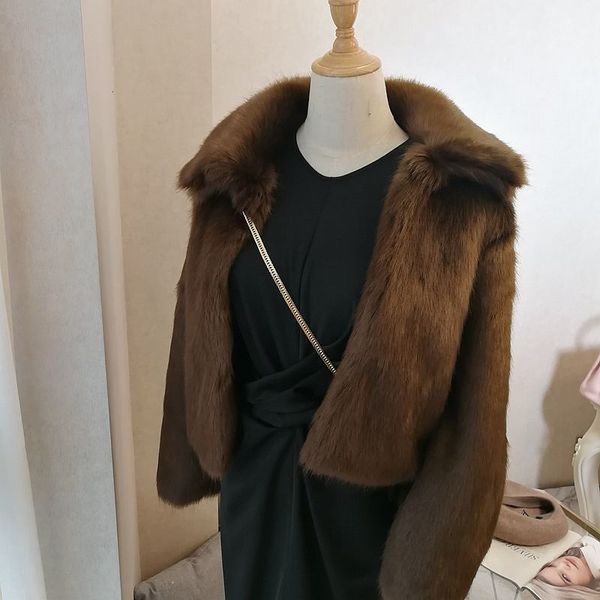 blends autumn winter women brown turn down collar short fake fox jackets girls fashion faux fur coats a286, Black
blends autumn winter women brown turn down collar short fake fox jackets girls fashion faux fur coats a286, Black