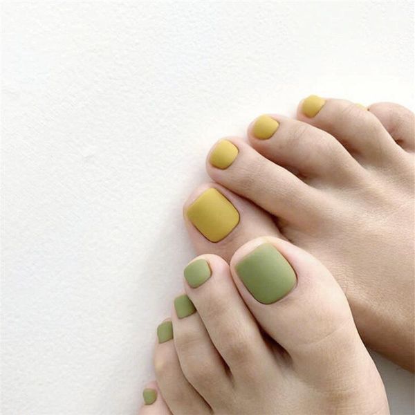false nails 24pcs artificial toe tips diy natural foot fake for summer beach nail art tool press on with glue, Red;gold
false nails 24pcs artificial toe tips diy natural foot fake for summer beach nail art tool press on with glue, Red;gold