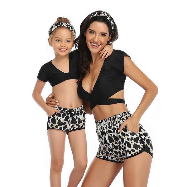 summer family matching swimwear mother daughter bikini two piece bathing suit leopard print kids mom swimsuit women's, White;black
summer family matching swimwear mother daughter bikini two piece bathing suit leopard print kids mom swimsuit women's, White;black