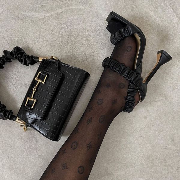 summer fashion pleated design women sandals comfortable cup heeled office lady shoes stiletto high heels gladiator sandals k78, Black
summer fashion pleated design women sandals comfortable cup heeled office lady shoes stiletto high heels gladiator sandals k78, Black