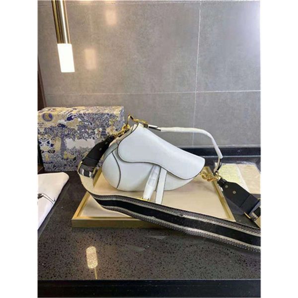 cowhide saddle bags classic style unique handbag women luxurys designers handbags 2021 four colors available shoulder bag tote
cowhide saddle bags classic style unique handbag women luxurys designers handbags 2021 four colors available shoulder bag tote