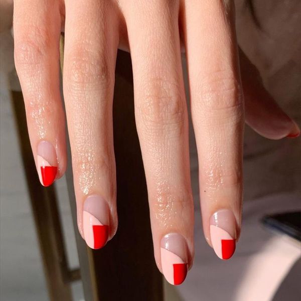 24pcs fake nails french manicure water red hypotenuse wear nail finished acrylic products wearable full cover tips false, Red;gold 
24pcs fake nails french manicure water red hypotenuse wear nail finished acrylic products wearable full cover tips false, Red;gold