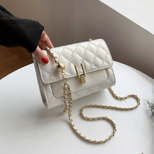 evening bags 2021 hit women's shoulder bag baguette fashion luxury female crossbody for women shopper brand classic handbags designer
evening bags 2021 hit women's shoulder bag baguette fashion luxury female crossbody for women shopper brand classic handbags designer