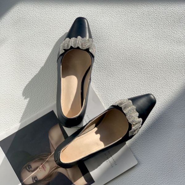 women's shoes leather shallow mouth sandals mid-heeled spring and summer new pointed toe commuter thick high-heeled professional women, Black
women's shoes leather shallow mouth sandals mid-heeled spring and summer new pointed toe commuter thick high-heeled professional women, Black