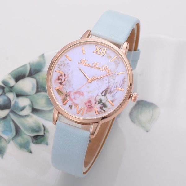 wristwatches 2021 women watches luxury flower dial quartz analog soild color leather strap gift clock zegarki damskie #w, Slivery;brown
wristwatches 2021 women watches luxury flower dial quartz analog soild color leather strap gift clock zegarki damskie #w, Slivery;brown