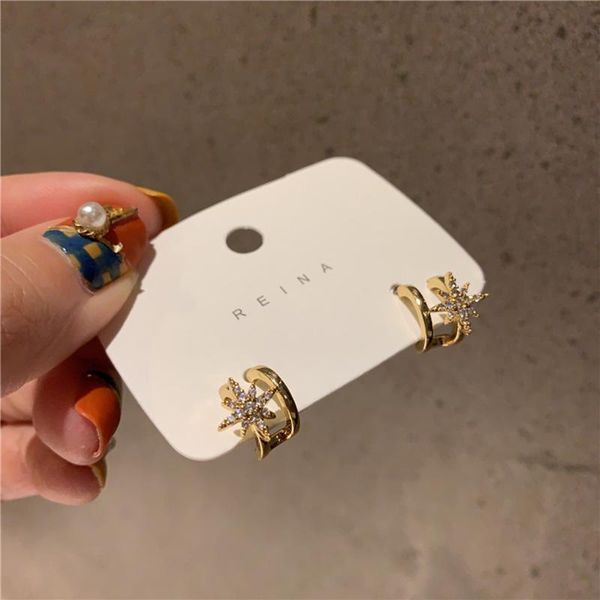 korea rhinestone star six pointed earrings design romantic elegant women s925 needle earring jewelry stud, Golden;silver
korea rhinestone star six pointed earrings design romantic elegant women s925 needle earring jewelry stud, Golden;silver