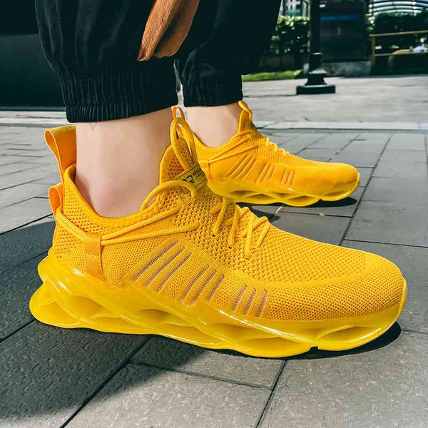 men's running shoes blade comfortable summer men's cushioning sneakers wear-resistant lightweight flat sports shoesf6 black white
men's running shoes blade comfortable summer men's cushioning sneakers wear-resistant lightweight flat sports shoesf6 black white