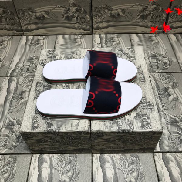 2021 designer luxurys slippers men sandals fashion beach shoes flip flops flat non-slip classical hole slipper with box size 39-45 -g225, Black
2021 designer luxurys slippers men sandals fashion beach shoes flip flops flat non-slip classical hole slipper with box size 39-45 -g225, Black