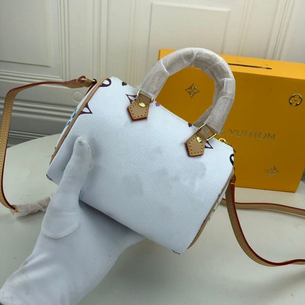 designer evening bags famous brand ladies handbag leather letter flower opening shopping fashion classic size 15-10-7cm m40870
designer evening bags famous brand ladies handbag leather letter flower opening shopping fashion classic size 15-10-7cm m40870