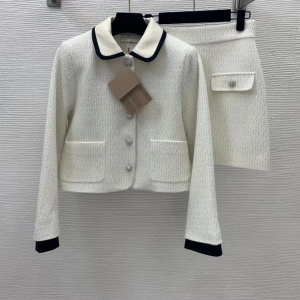 two piece dress 2021 autumn winter lapel neck long sleeve panelled coats and for women's fashion print skirts 2 pieces sets 1020-4, White
two piece dress 2021 autumn winter lapel neck long sleeve panelled coats and for women's fashion print skirts 2 pieces sets 1020-4, White