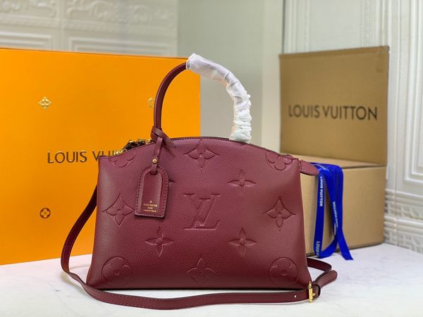 louis vutton bag women luxurys designers shoulder bags alma fashion lady chain messenger bag leather handbags shell wallet purse ladies
louis vutton bag women luxurys designers shoulder bags alma fashion lady chain messenger bag leather handbags shell wallet purse ladies