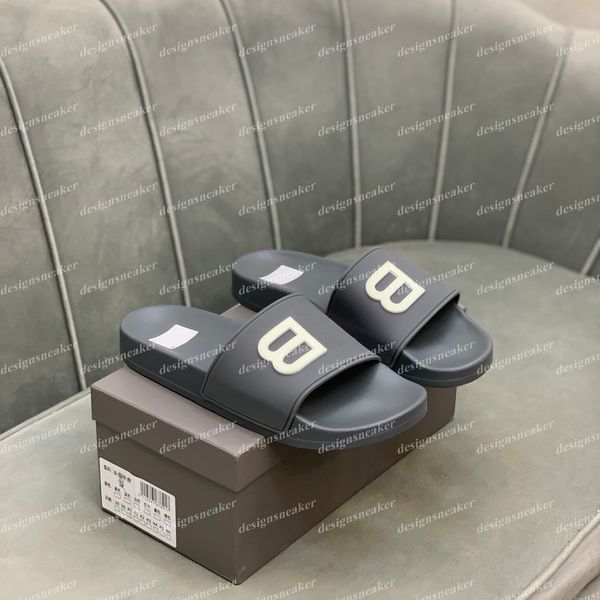 2022 paris sliders mens womens summer sandals beach slippers ladies flip flops loafers black outdoor home slides chaussures shoes with box
2022 paris sliders mens womens summer sandals beach slippers ladies flip flops loafers black outdoor home slides chaussures shoes with box