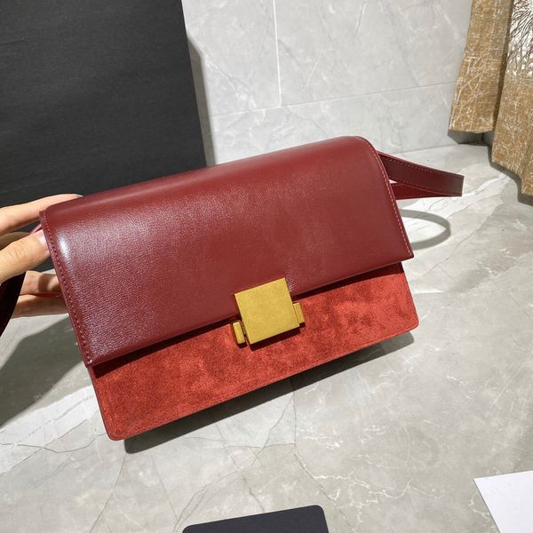2020 ladies retro fashion ladies handbag grid small chain shoulder messenger bag handbag luxury wallet leather handbag0425
2020 ladies retro fashion ladies handbag grid small chain shoulder messenger bag handbag luxury wallet leather handbag0425