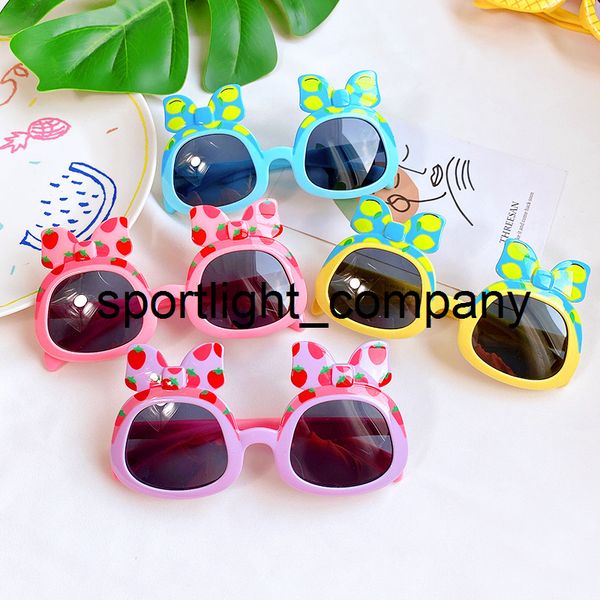2022 girl boys cute animal cartoon flower wings outdoor sunglasses children lovely vintage sunglasses protection classic kids, Blue
2022 girl boys cute animal cartoon flower wings outdoor sunglasses children lovely vintage sunglasses protection classic kids, Blue