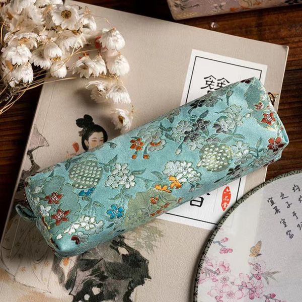 pencil cases kawaii case retro pen school supplies trousse scolaire fabric embroidery bags student stationery
pencil cases kawaii case retro pen school supplies trousse scolaire fabric embroidery bags student stationery
