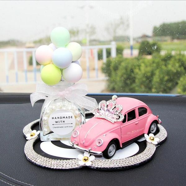 car air freshener family portrait decoration cute resin pig creative combination interior home jewelry
car air freshener family portrait decoration cute resin pig creative combination interior home jewelry