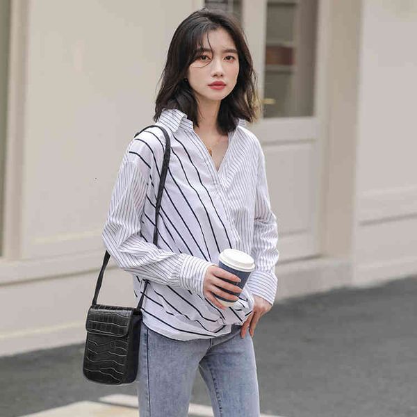 it will be spring port chic design tasting small female shirts in the fashion edition long sleeves shirt, White
it will be spring port chic design tasting small female shirts in the fashion edition long sleeves shirt, White