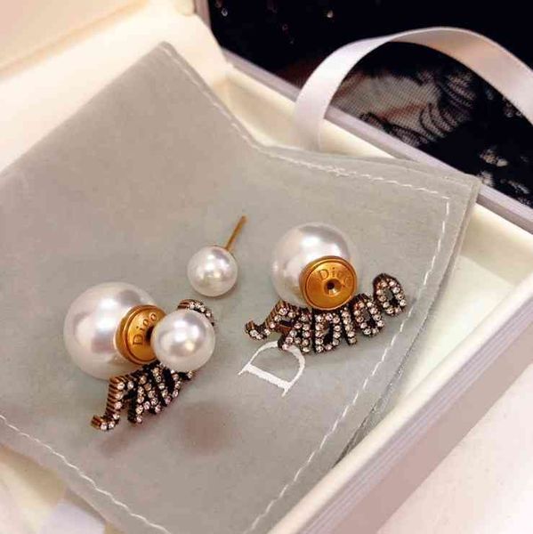 factory specials 2021 new back hanging pearl net red bronze full diamond letter earrings 925 silver needle t26l, Golden
factory specials 2021 new back hanging pearl net red bronze full diamond letter earrings 925 silver needle t26l, Golden