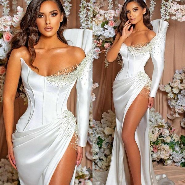 one shoulder satin evening dresses pearls thigh high split mermaid prom gowns ruched custom made party dress, Black;red
one shoulder satin evening dresses pearls thigh high split mermaid prom gowns ruched custom made party dress, Black;red
